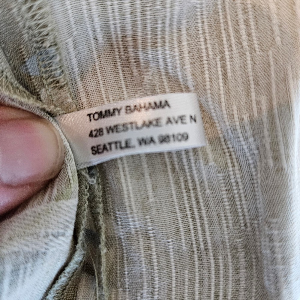 Men's Tommy Bahama 100% Silk Shirt, Size Medium - Picture 9 of 10